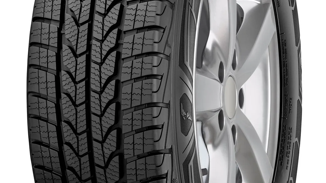 Ultra Grip Cargo_LY4814-00_205-65R16C_view 1_GY on top.jpg